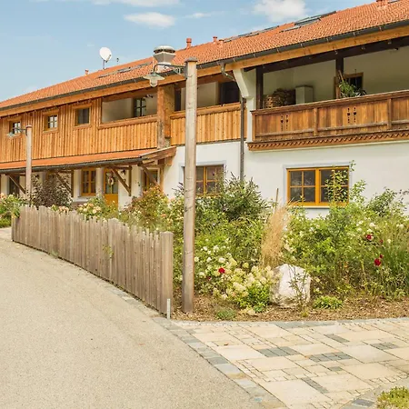 Dauscher Hof - Sauna&pool - Chiemgau Karte Apartment *